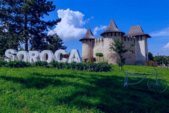 Lucy, 30 — Escort in Soroca, Moldova