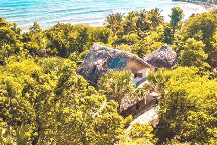 Lucy, 30 — Escort in Trou du Nord, Haiti