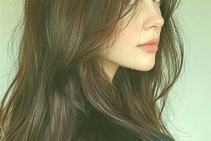 Lucy, 31, a auburn brown-eyed middle eastern companion based in Fantino. Offering CIM, Massage, Roleplay. Available for incall and outcall, day and evening d...