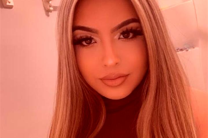 Lucy, 31, a blonde dark-eyed latina companion based in Hessle. Offering Overnight, Travel Companion, Striptease, BDSM. Available for incall and outcall, day ...