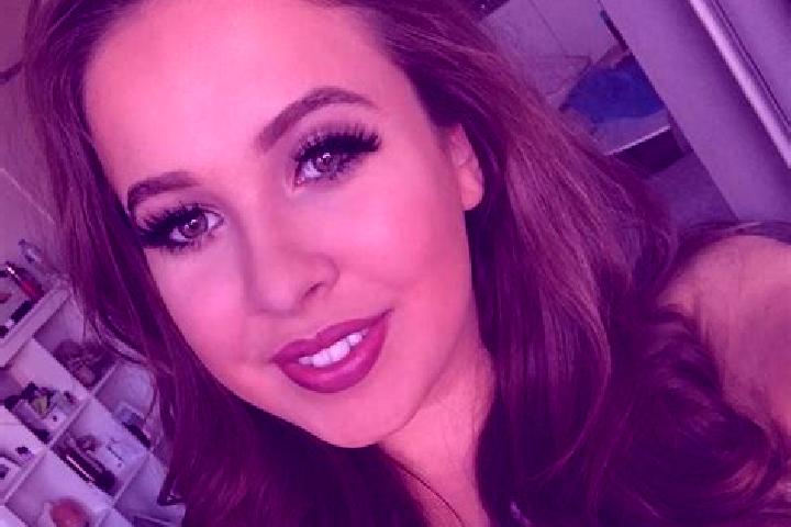 Lucy, 31, a brunette amber-eyed slavic companion based in Schalkenmehren. Offering Party Girl, Overnight, A-Level, Couples, GFE. Available for incall and out...