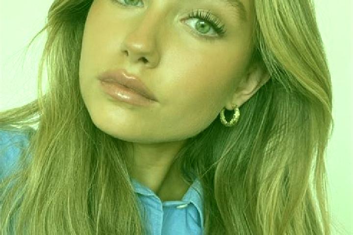Lucy, 31, a dark blonde green-eyed european companion based in Ba To. Offering Overnight, Massage, OWO. Available for incall and outcall, overnight bookings ...