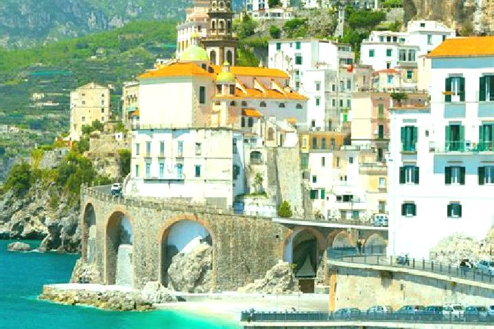 Lucy, 31 — Escort in Bonferraro, Italy
