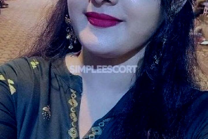 Lucy, 31 — Escort in Khammam, India