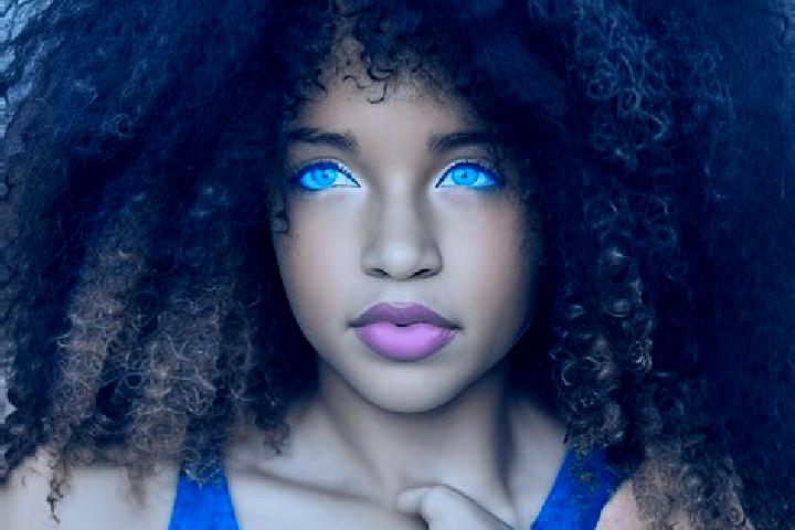 Lucy, 32, a black blue-eyed ebony companion based in Zhanggou. Offering Domination, OWO, A-Level. Available for incall and outcall, day and evening dates.