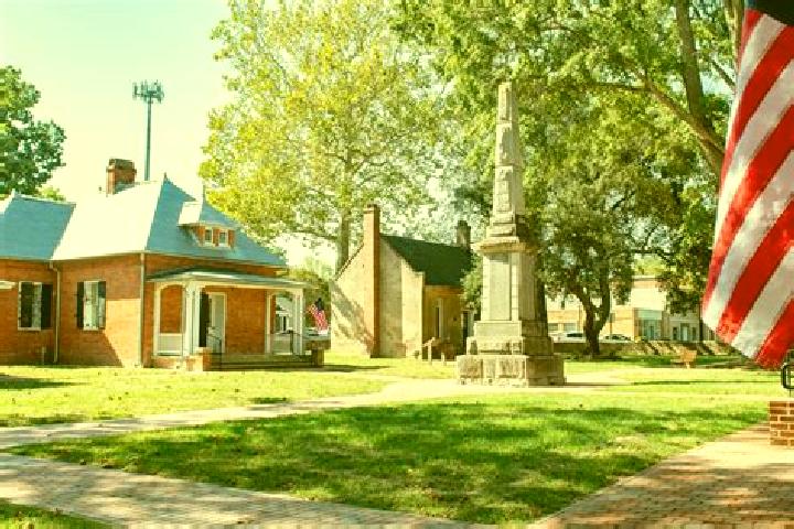 Lucy, 32 — Escort in Gloucester Courthouse, United States