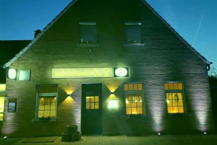 Lucy, 32 — Escort in Legden, Germany
