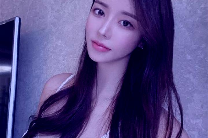 Lucy, 32 — Escort in Songfengshan, China