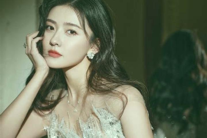 Lucy, 32 — Escort in Yege, China