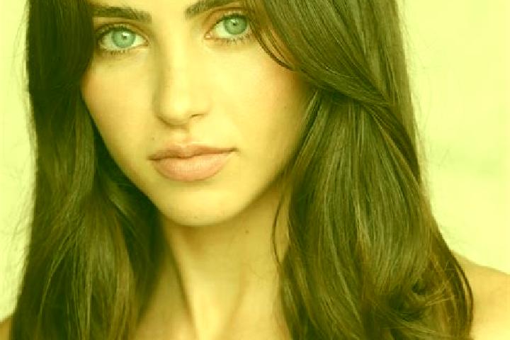 Lucy, 33, a auburn dark-eyed mediterranean companion based in Czerwonka. Offering Overnight, Erotic Massage, Girlfriend Experience, Party Girl. Available for...