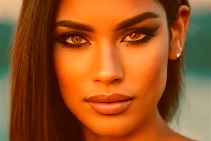 Lucy, 33, a black green-eyed latina companion based in Epone. Offering Party Girl, Overnight, CIM. Available for incall and outcall, day and evening dates.