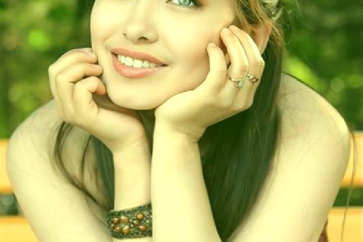 Lucy, 33, a chestnut blue-eyed asian companion based in Madarpakkam. Offering Massage, OWO, Duos, GFE. Available for incall and outcall, day and evening dates.
