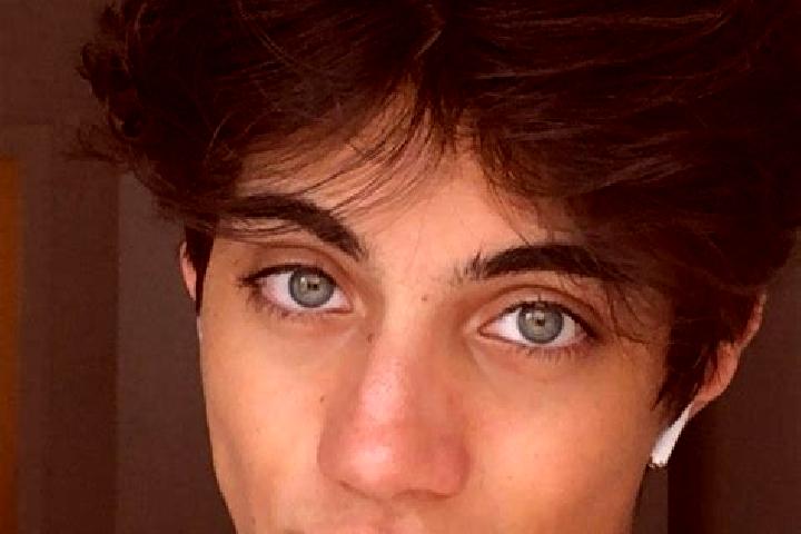 Lucy, 33, a chestnut dark-eyed caucasian companion based in Gulou. Offering GFE, Domination, Tantra. Available for incall and outcall, overnight bookings ava...