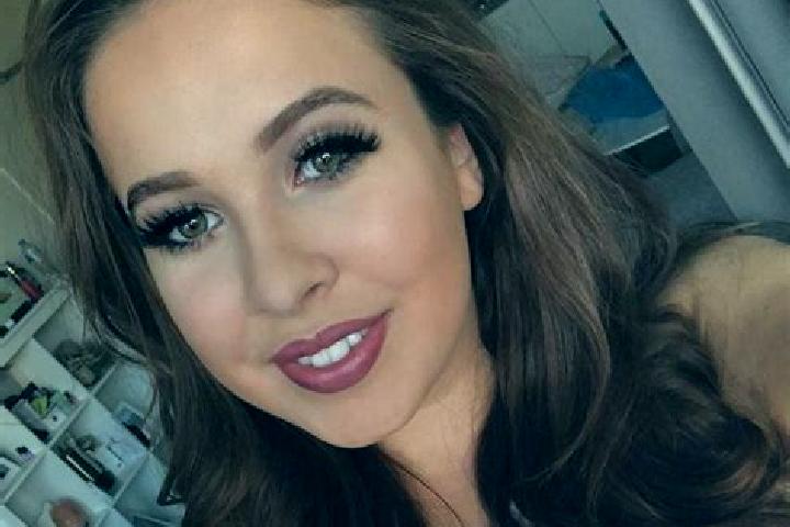 Lucy, 33, a dark blonde dark-eyed european companion based in Izola. Offering GFE, A-Level, Prostate Massage. Available for incall and outcall, overnight boo...