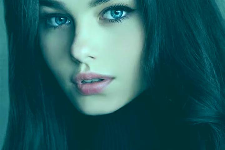 Lucy, 33, a red dark-eyed slavic companion based in Quevedo. Offering Domination, CIM. Available for incall and outcall, day and evening dates.