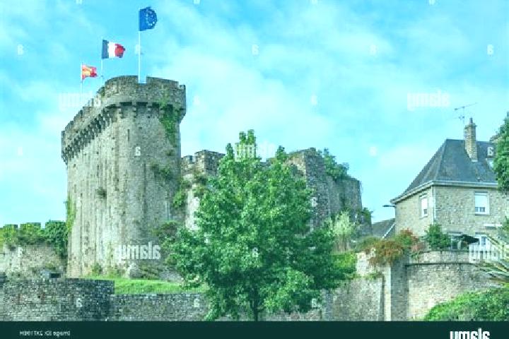 Lucy, 33 — Escort in Avranches, France