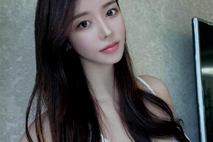 Lucy, 33 — Escort in Qiukou, China