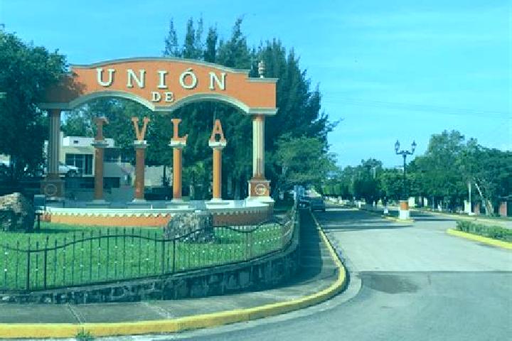 Lucy, 33 — Escort in Union de Tula, Mexico