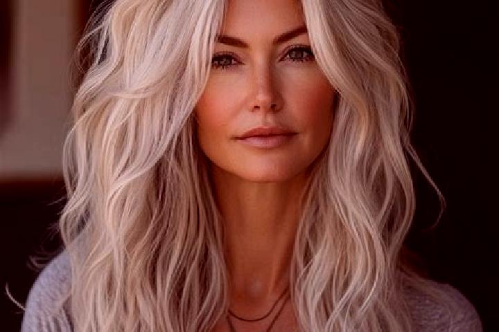 Lucy, 34, a platinum blonde dark-eyed caucasian companion based in Chyzne. Offering Tantra, Deep French Kissing, Massage. Available for incall and outcall, d...