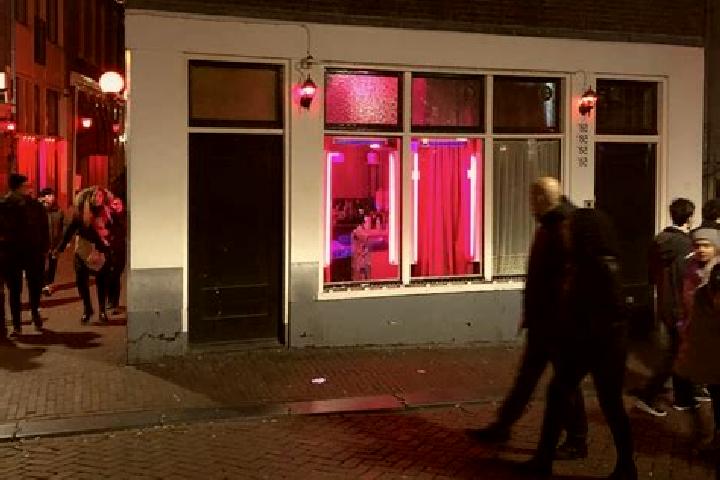 Lucy, 34 — Escort in De Noord, Netherlands