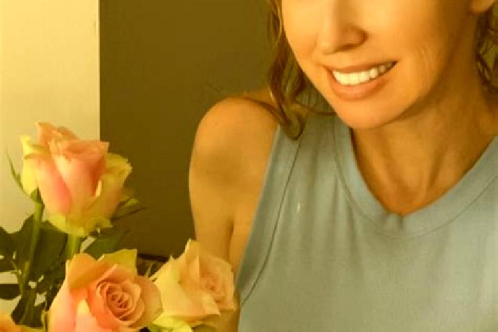 Lucy, 34 — Escort in Lewis Point, Canada