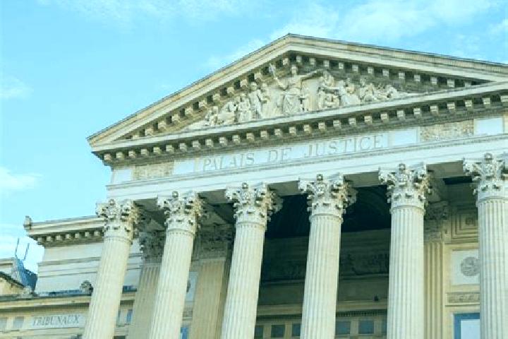 Lucy, 34 — Escort in Palais de Justice, France