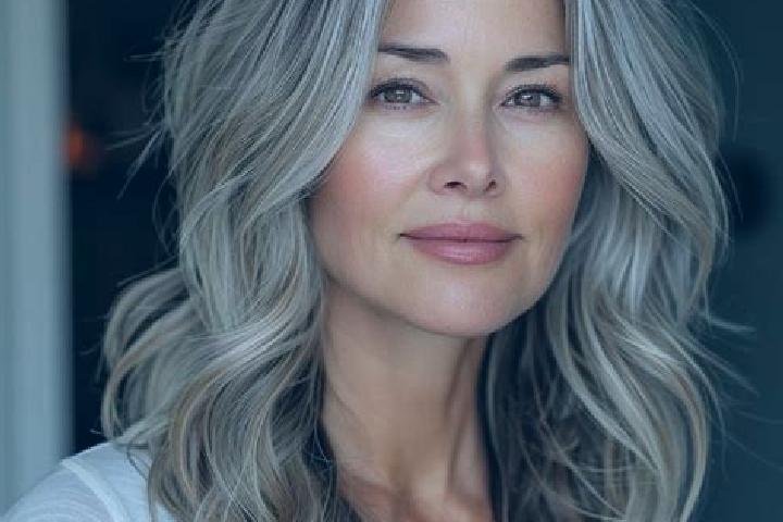 Lucy, 35, a dark blonde grey-eyed caucasian companion based in Apotgan. Offering GFE, 69, Overnight, A-Level, Couples. Available for incall and outcall, over...