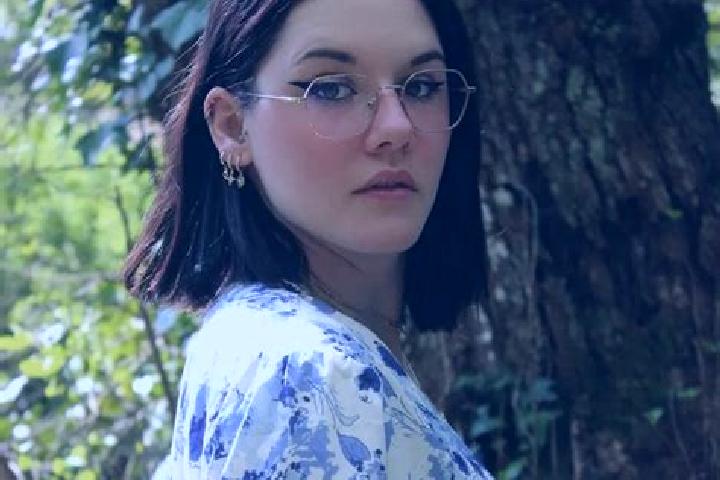 Lucy, 35 — Escort in Grand-Champ, France