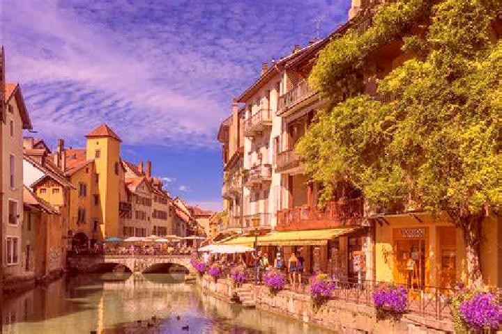Lucy, 35 — Escort in Hostun, France