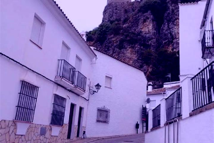 Lucy, 35 — Escort in Pineda de la Sierra, Spain