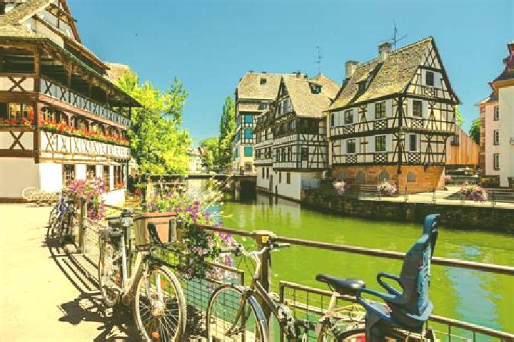 Lucy, 35 — Escort in Strasburg, Germany