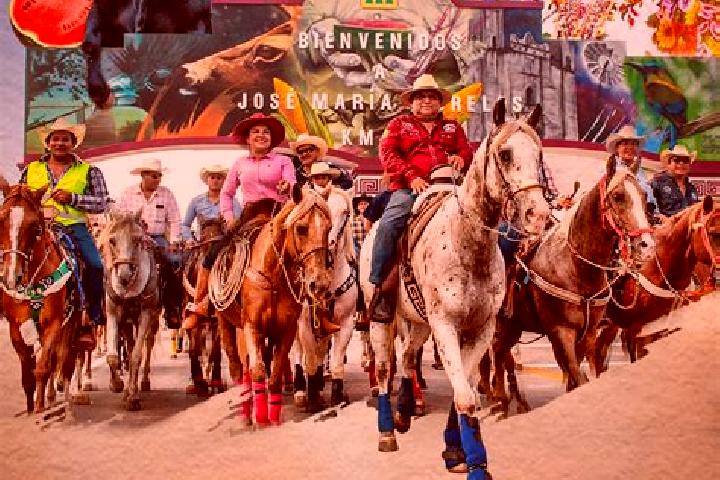 Lucy, 35 — Escort in Tamazula, Mexico