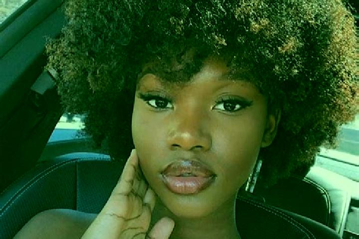 Lucy, 36, a black dark-eyed ebony companion based in Plaza Nueva. Offering A-Level, Party Girl, Fetish. Available for incall and outcall, day and evening dates.
