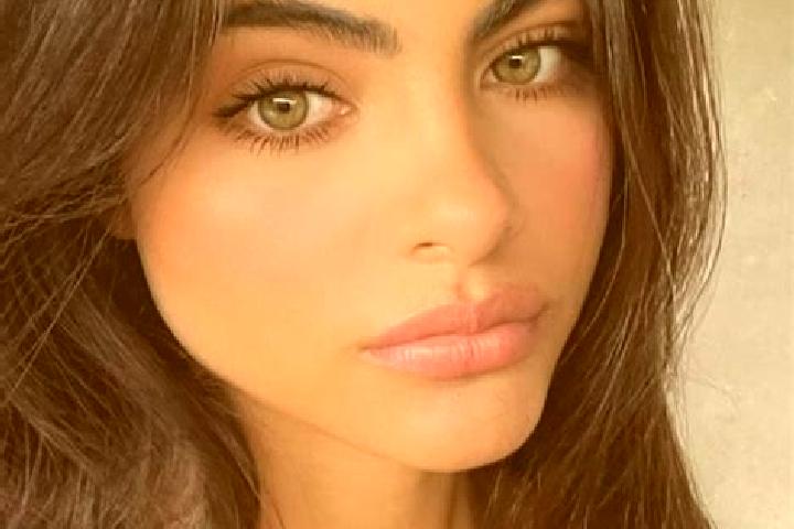 Lucy, 36, a brunette amber-eyed indian companion based in Petriano. Offering GFE, Couples. Available for incall and outcall, day and evening dates.