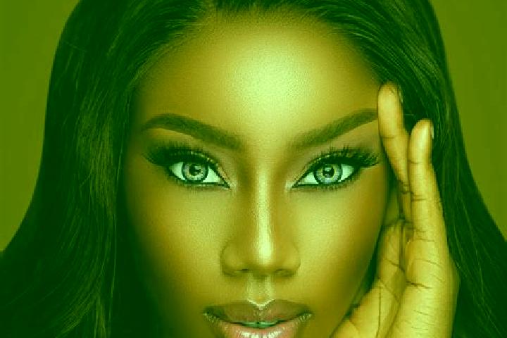 Lucy, 36, a chestnut blue-eyed ebony companion based in Bluff. Offering Couples, Roleplay. Available for incall and outcall, day and evening dates.