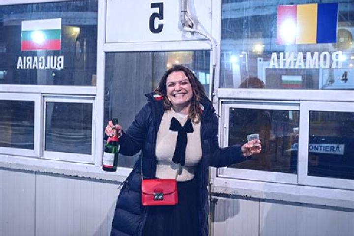 Lucy, 36 — Escort in Bacea, Romania