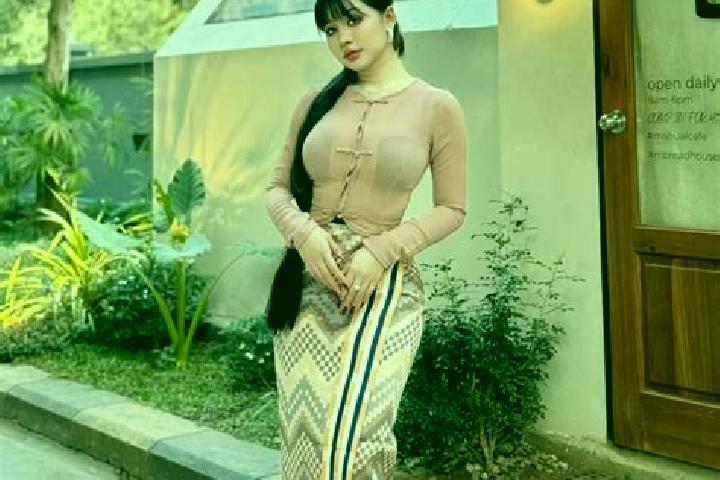 Lucy, 36 — Escort in Dar Pein North, Myanmar