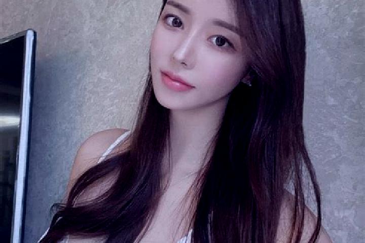 Lucy, 36 — Escort in Xiashe, China