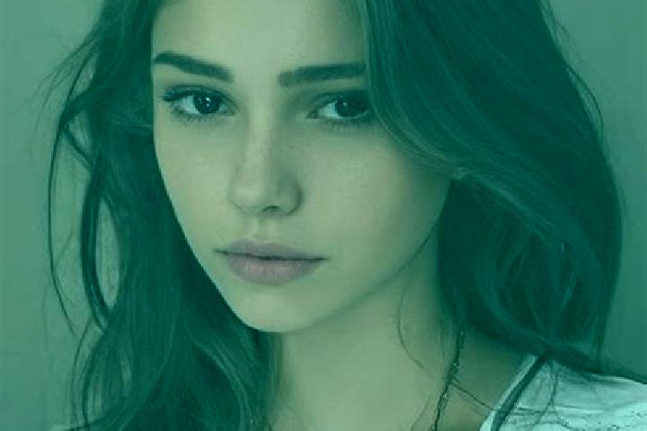 Lucy, 37, a chestnut hazel-eyed slavic companion based in Mezaparks. Offering OWO, GFE. Available for incall and outcall, overnight bookings available.