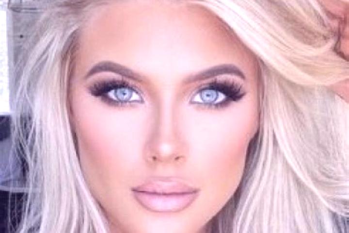 Lucy, 37, a platinum blonde hazel-eyed latina companion based in Assentoft. Offering Massage, Domination, Tantra. Available for incall and outcall, overnight...