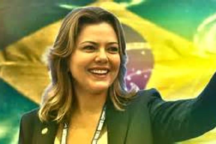 Lucy, 37 — Escort in Coronel Barros, Brazil