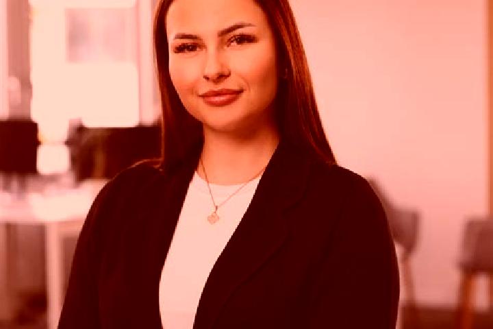 Lucy, 37 — Escort in Flaesch, Switzerland