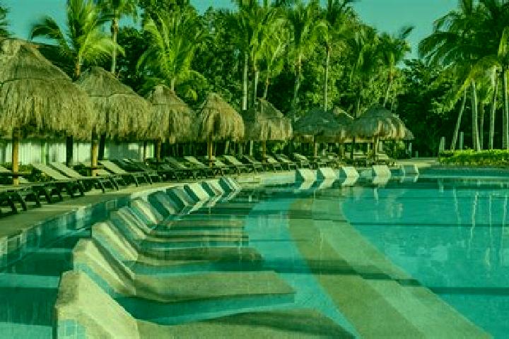 Lucy, 37 — Escort in Hacienda del Mar, Mexico