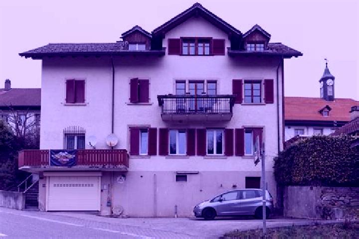 Lucy, 37 — Escort in Perrefitte, Switzerland