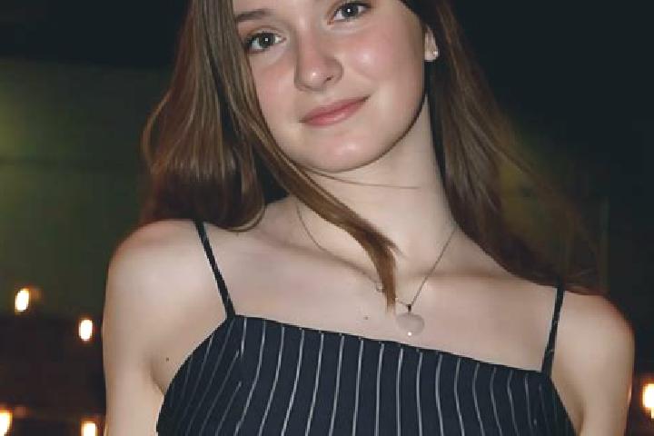 Lucy, 37 — Escort in Susan Moore, United States