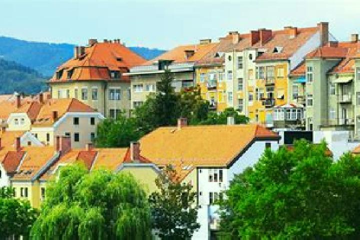 Lucy, 37 — Escort in Zrkovci, Slovenia