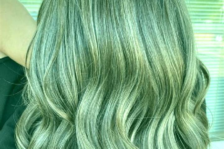 Lucy, 38, a dark blonde grey-eyed middle eastern companion based in Banjar Pengotan. Offering Tantra, Overnight, Dinner Date, Striptease. Available for incal...