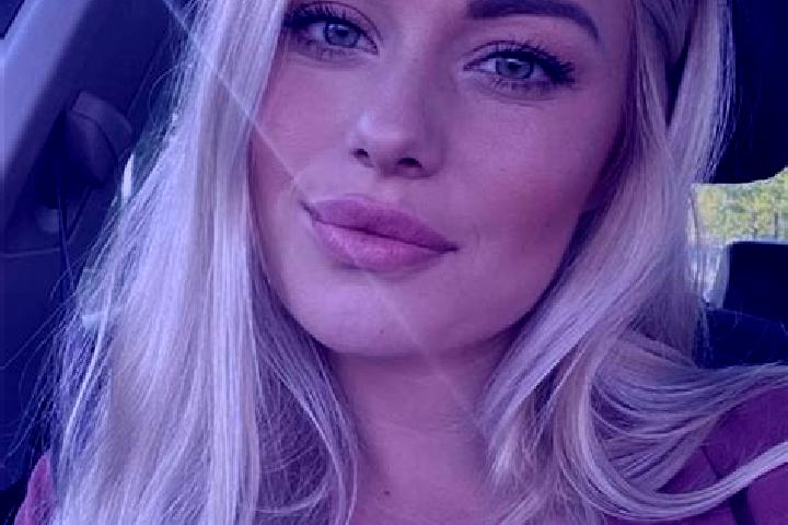 Lucy, 38, a dark blonde hazel-eyed caucasian companion based in Schwifting. Offering Party Girl, Travel Companion, Overnight, 69, Dinner Date. Available for ...