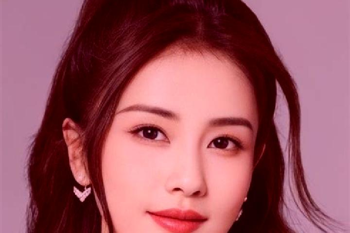 Lucy, 38 — Escort in Bailu, China