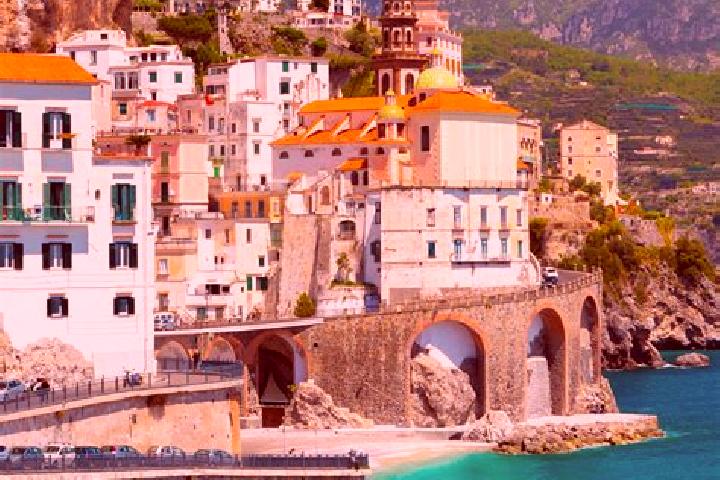 Lucy, 38 — Escort in Signa, Italy